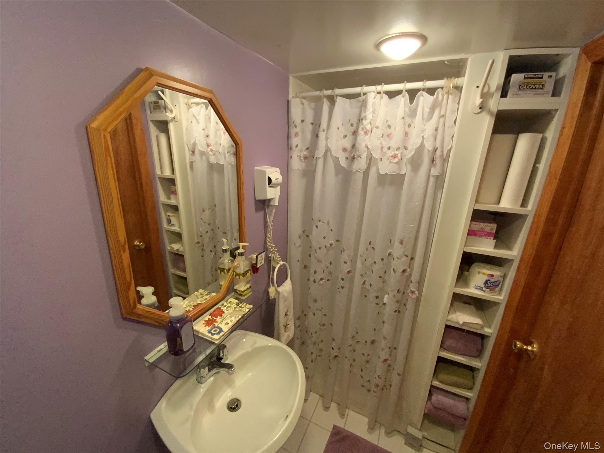 Single Family 189th  Queens, NY 11358, MLS-975471-35