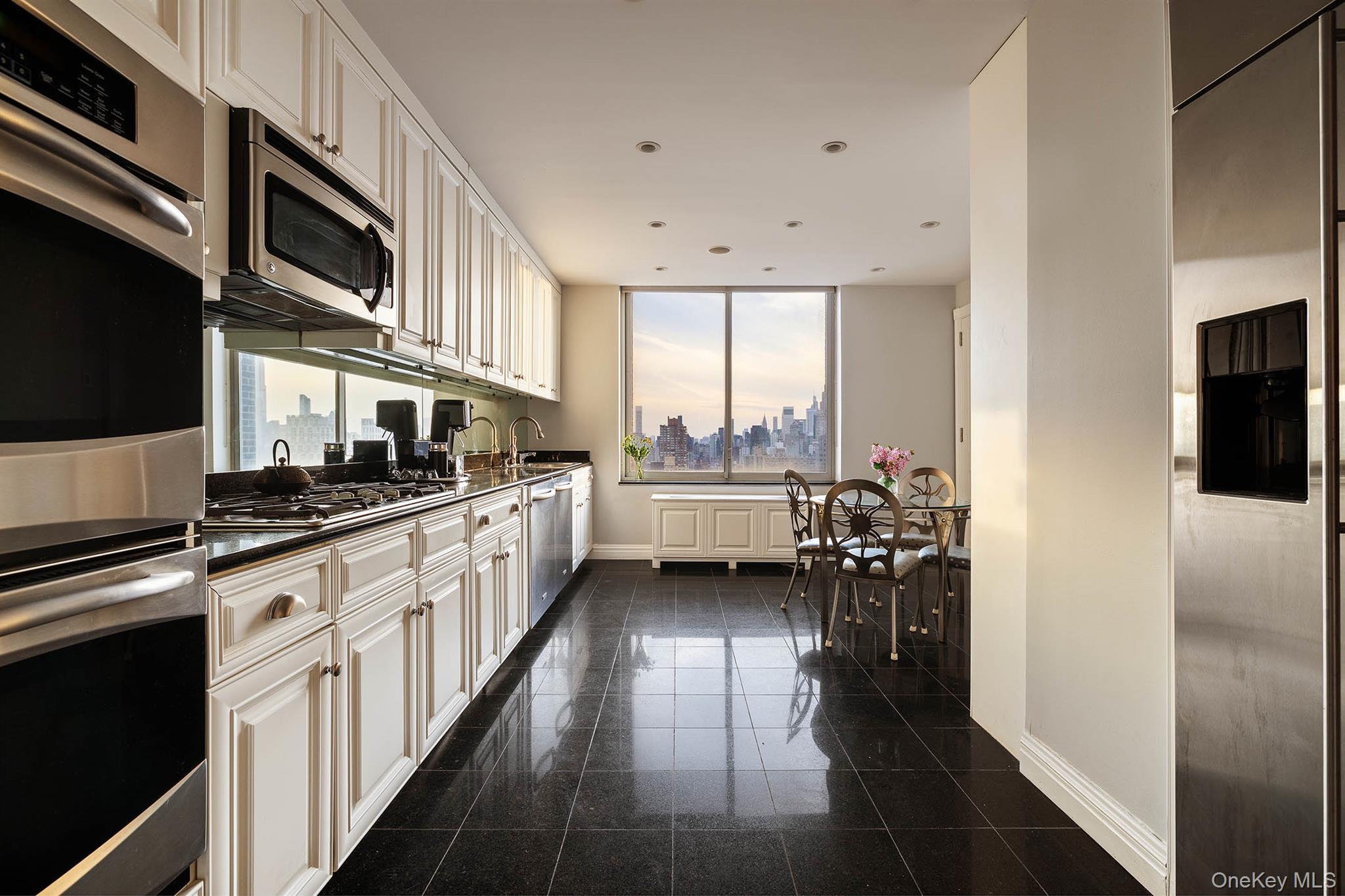 Condo 88th  Manhattan, NY 10128, MLS-975474-19