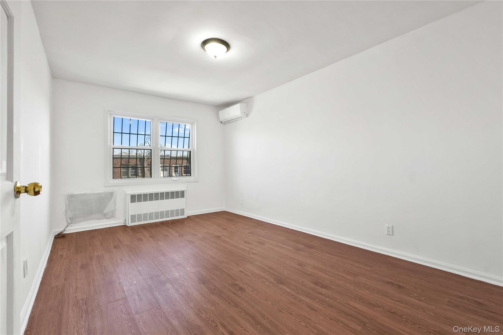 Single Family 101st  Brooklyn, NY 11236, MLS-975476-20