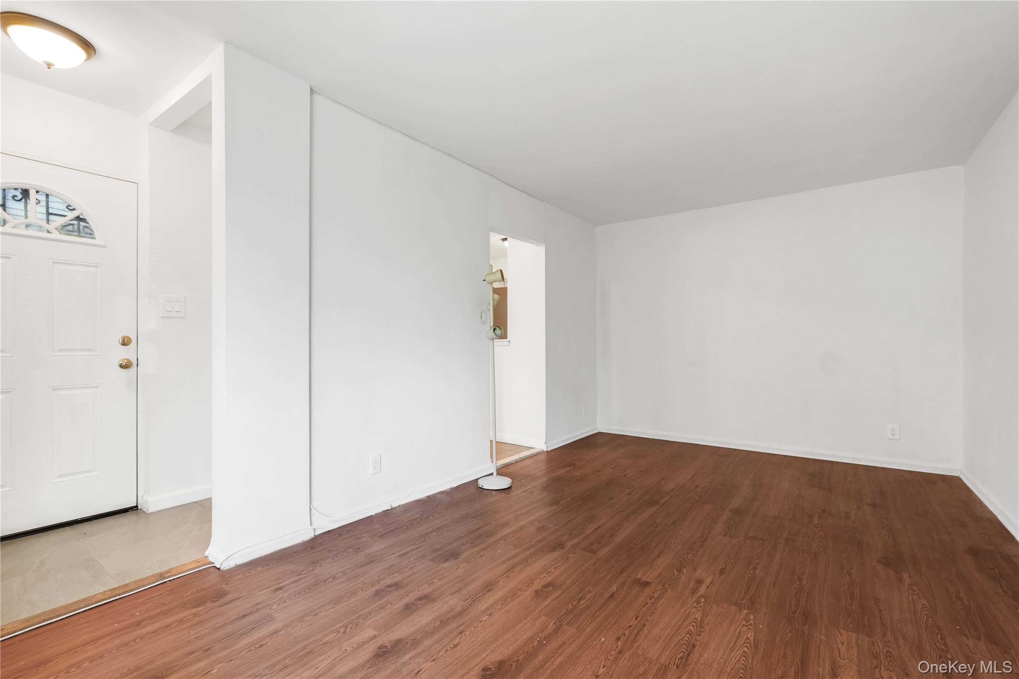 Single Family 101st  Brooklyn, NY 11236, MLS-975476-33