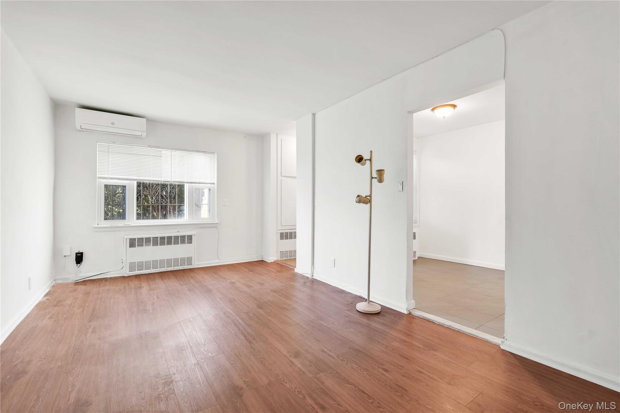 Single Family 101st  Brooklyn, NY 11236, MLS-975476-35