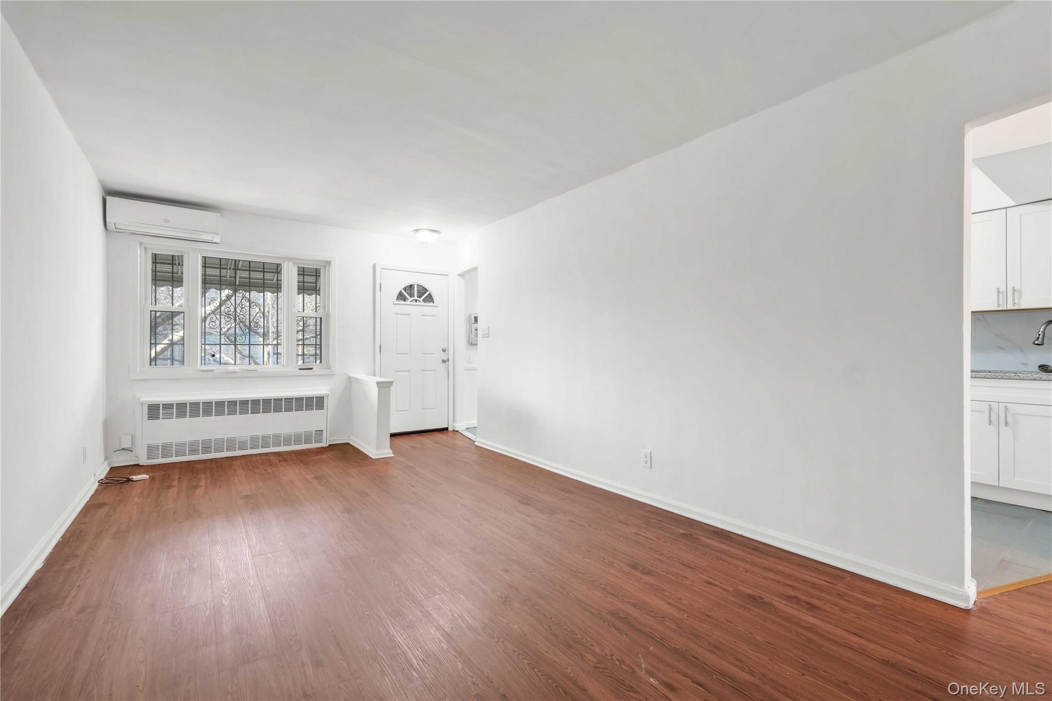 Single Family 101st  Brooklyn, NY 11236, MLS-975476-6