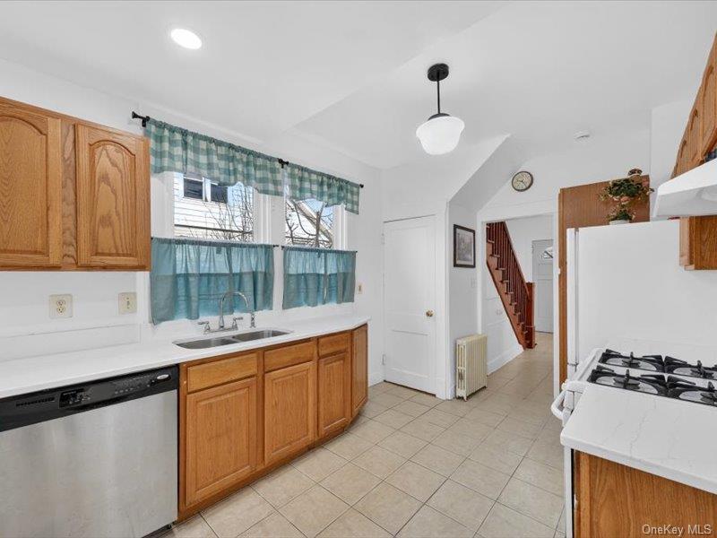 Single Family Henry  Orange County, NY 12550, MLS-975484-12