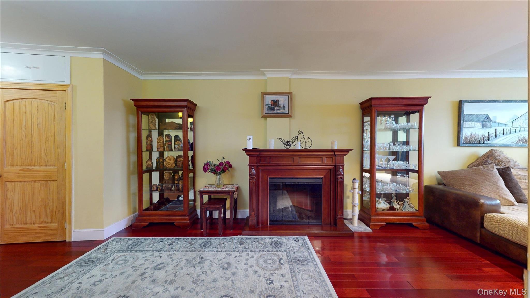 Coop Emmons Avenue  Brooklyn, NY 11235, MLS-975490-6