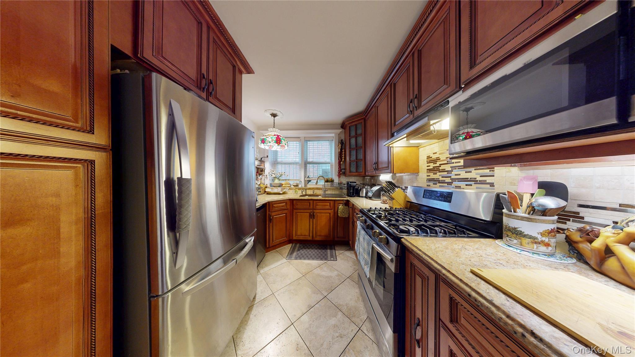 Coop Emmons Avenue  Brooklyn, NY 11235, MLS-975490-8