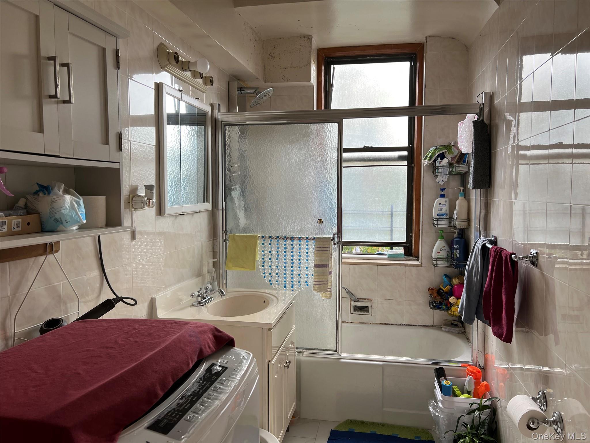 Condo Ithaca Queens, NY 11373, MLS-975494-8