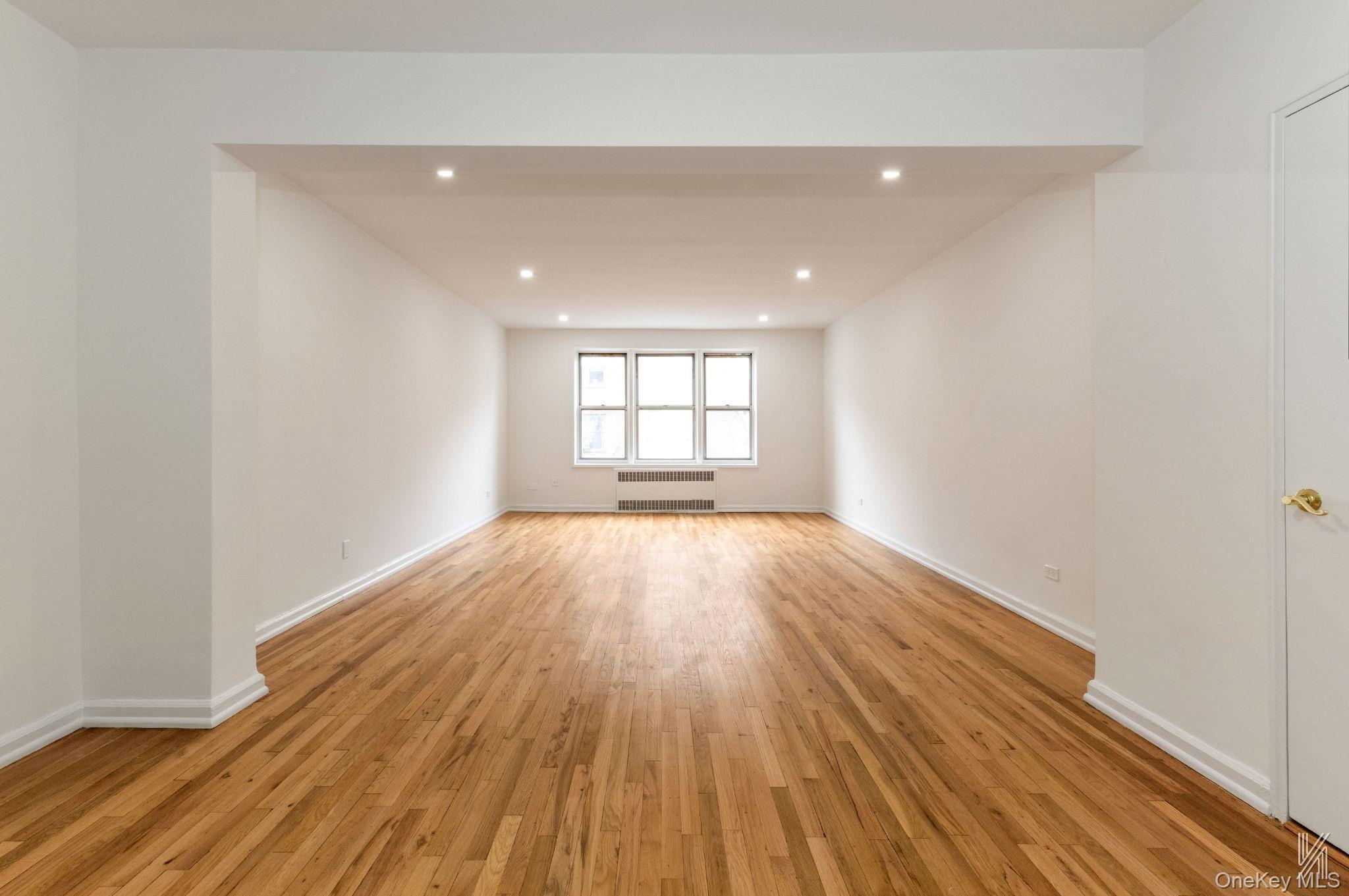 Coop 34th Queens, NY 11372, MLS-975503-2