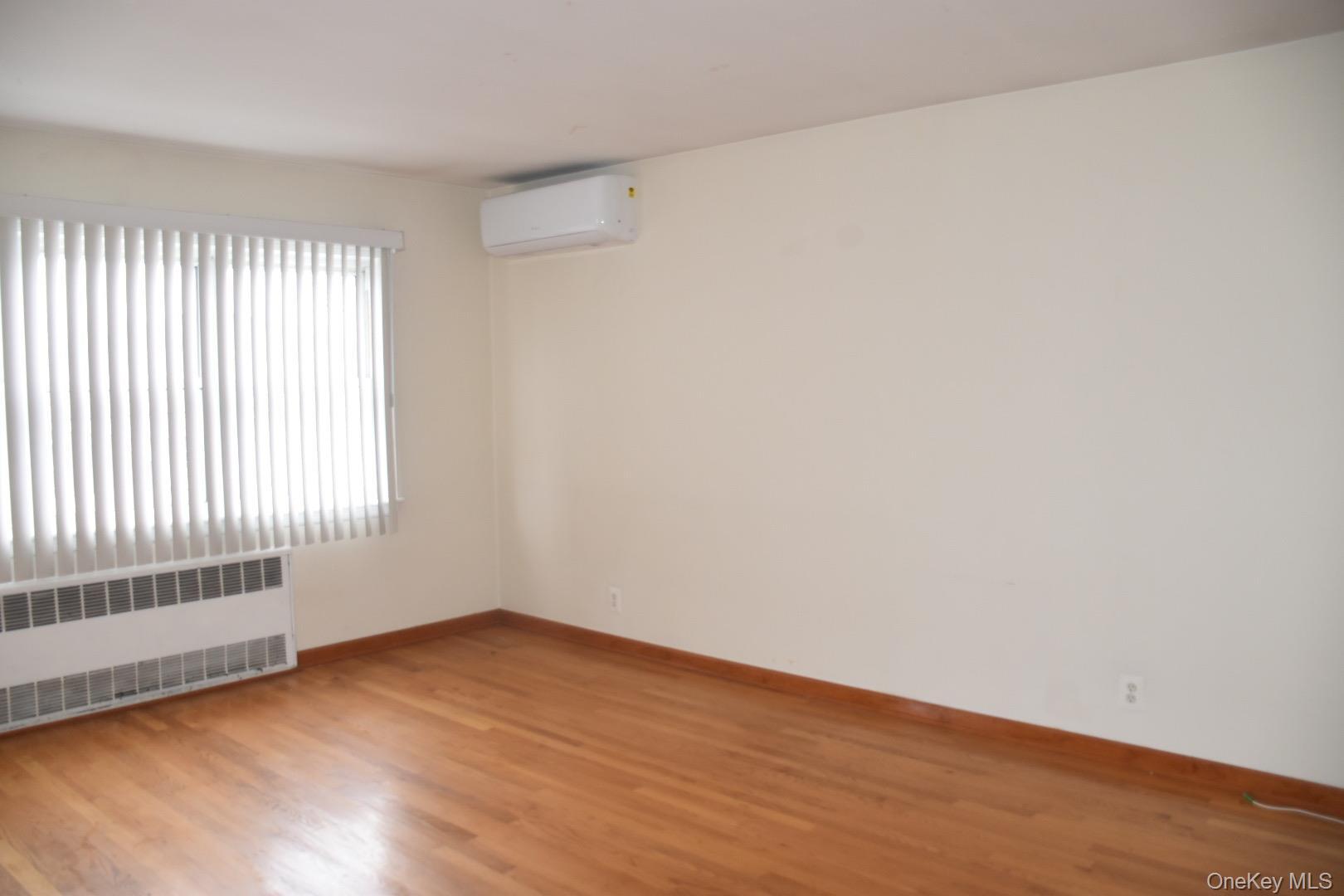Single Family 123rd Street Queens, NY 11420, MLS-975507-16