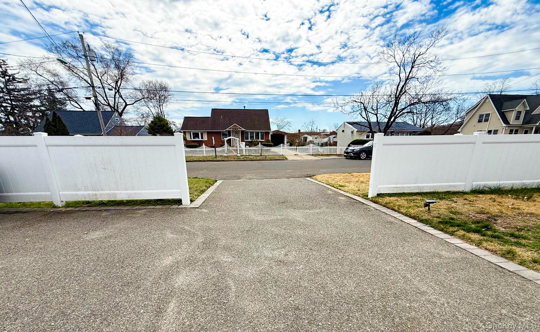 Single Family Walnut  Suffolk County, NY 11722, MLS-975516-6