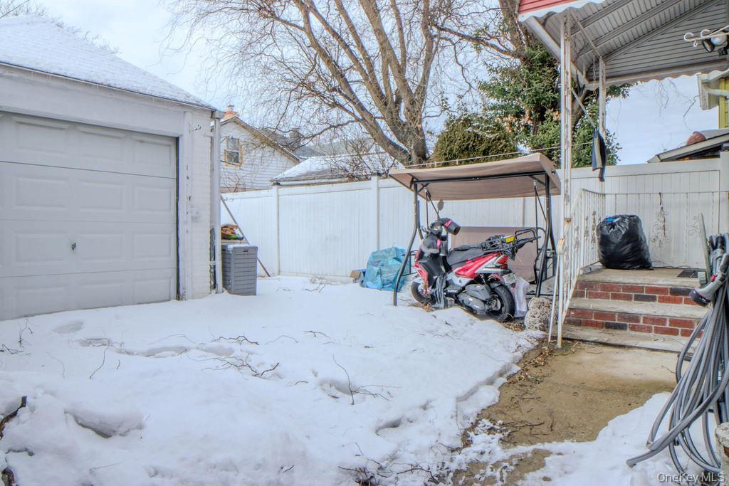 Single Family 117th  Queens, NY 11420, MLS-975522-21