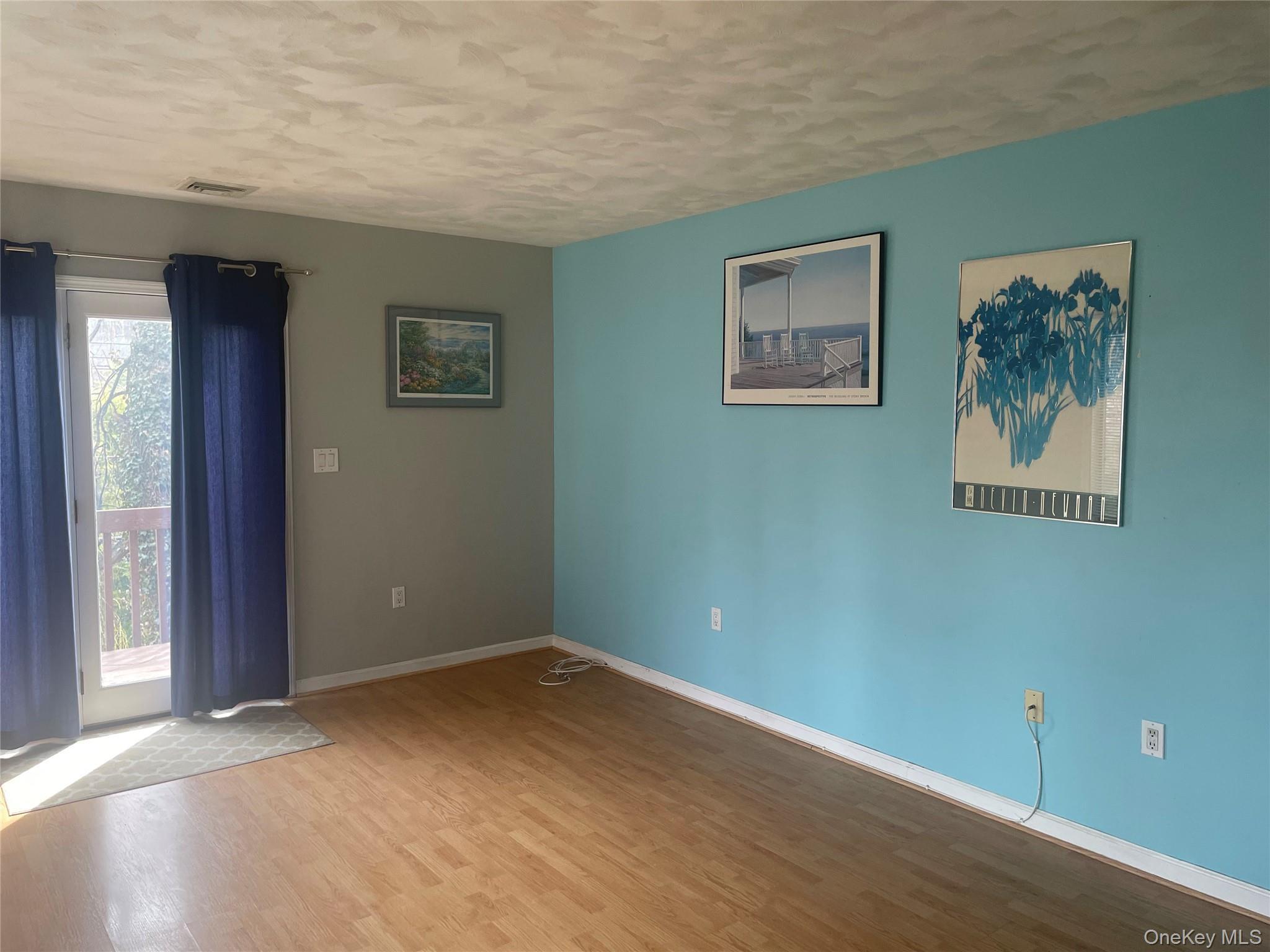 Single Family Davids  Westchester County, NY 10562, MLS-975540-13