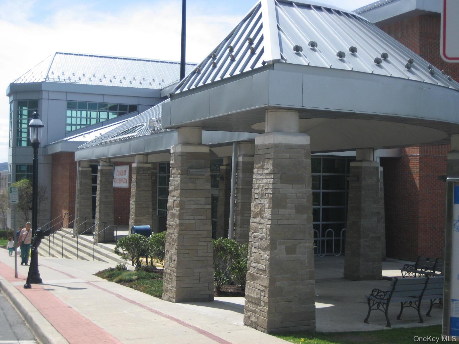 Single Family Davids  Westchester County, NY 10562, MLS-975540-39