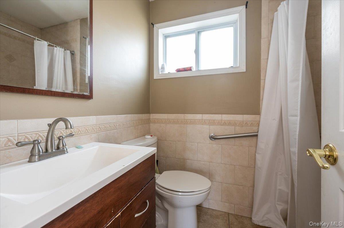 Single Family Quincy  Bronx, NY 10465, MLS-975542-15