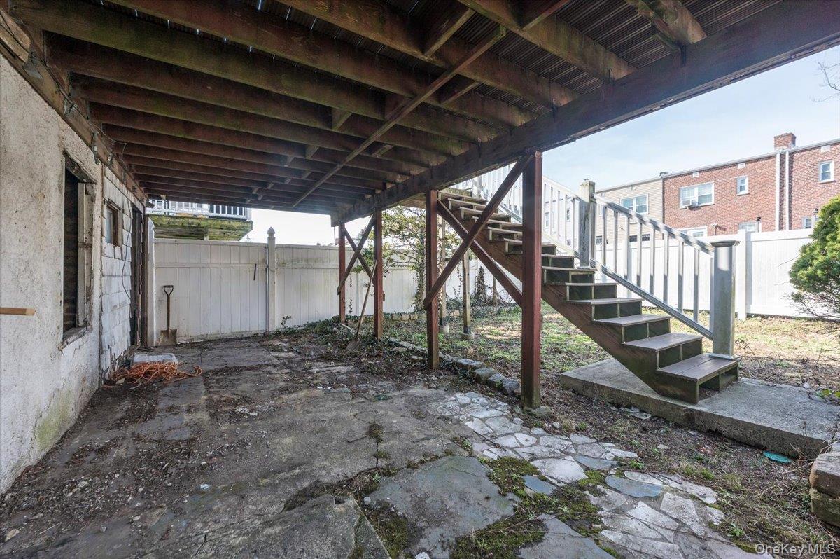 Single Family Quincy  Bronx, NY 10465, MLS-975542-20