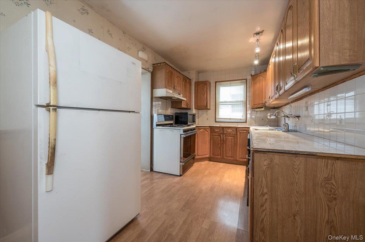 Single Family Quincy  Bronx, NY 10465, MLS-975542-7