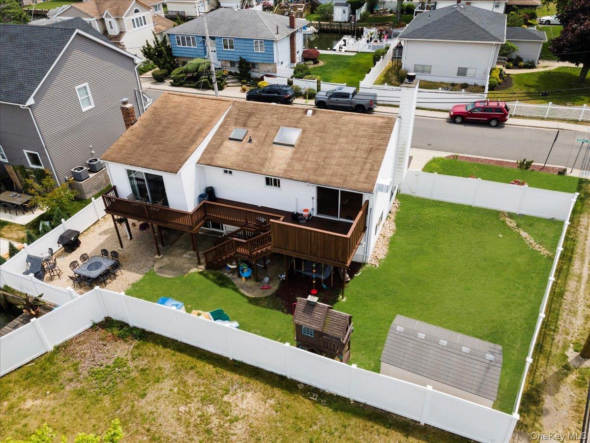 Single Family Barbara  Nassau County, NY 11710, MLS-975547-26