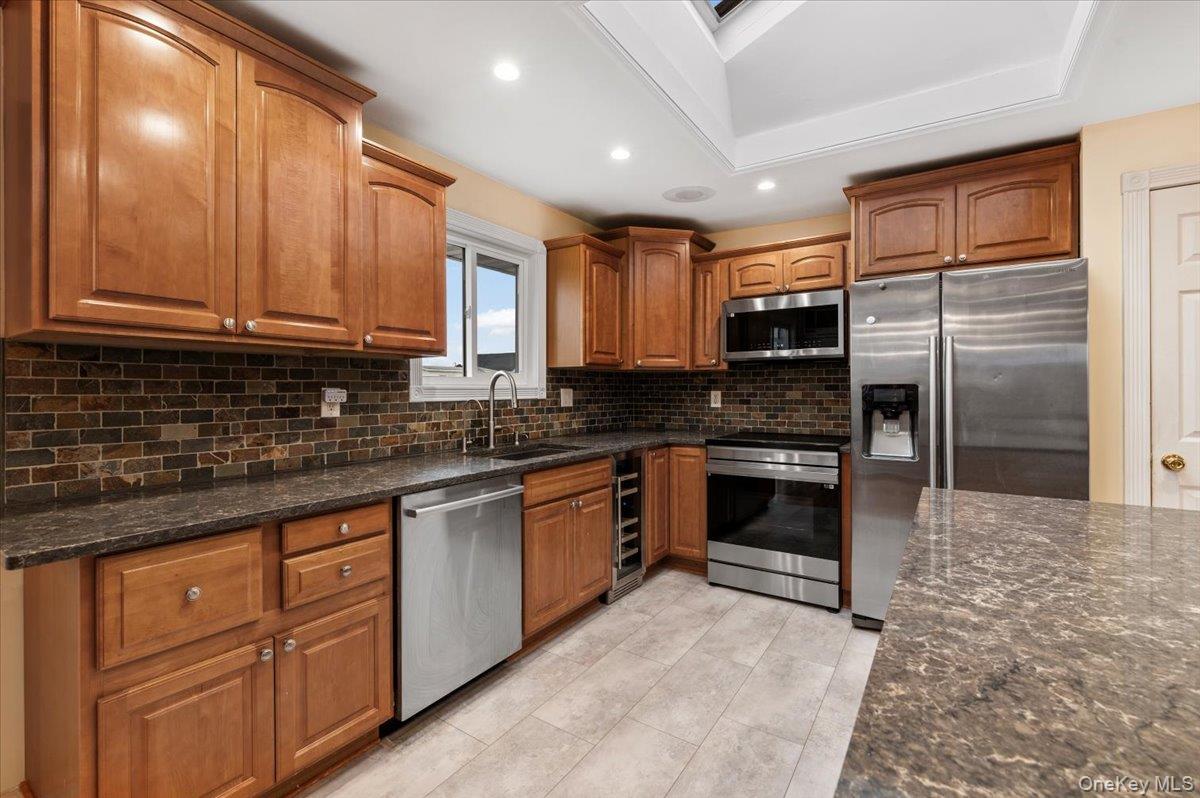 Single Family Barbara  Nassau County, NY 11710, MLS-975547-9