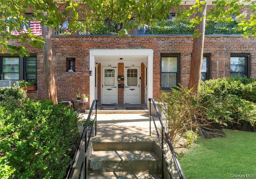 Coop Parkway  Queens, NY 11363, MLS-975554-2