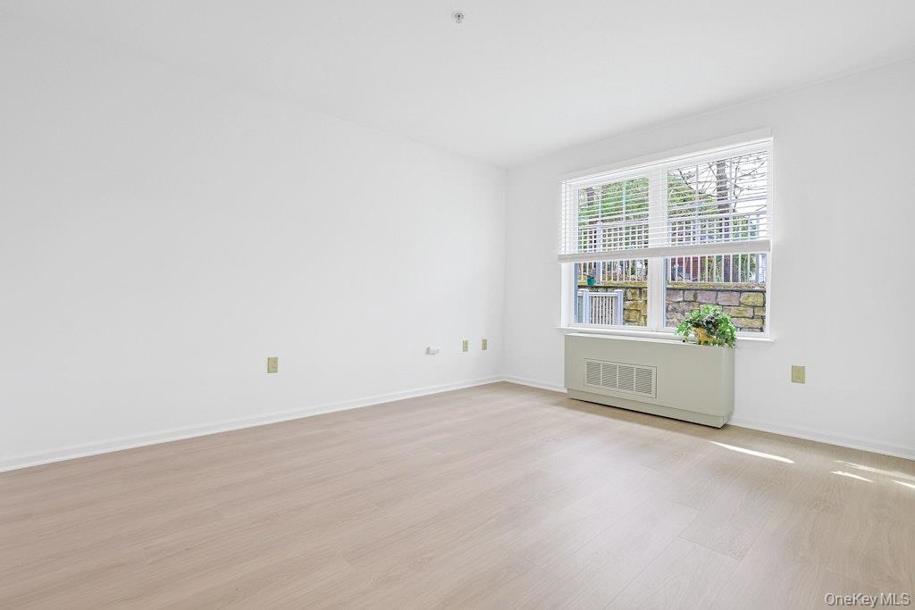 Condo Sutton  Westchester County, NY 10549, MLS-975571-11