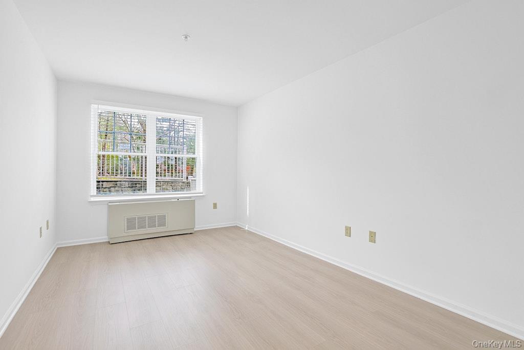 Condo Sutton  Westchester County, NY 10549, MLS-975571-14