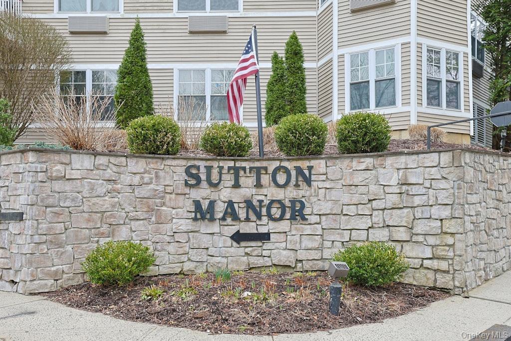 Condo Sutton  Westchester County, NY 10549, MLS-975571-2