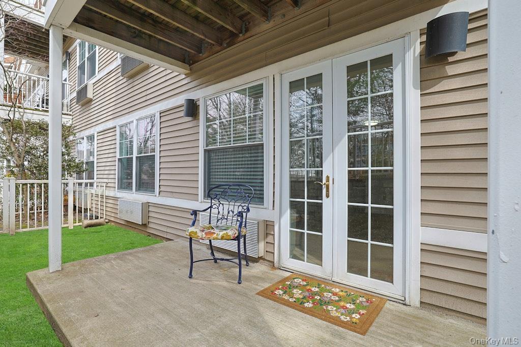Condo Sutton  Westchester County, NY 10549, MLS-975571-6