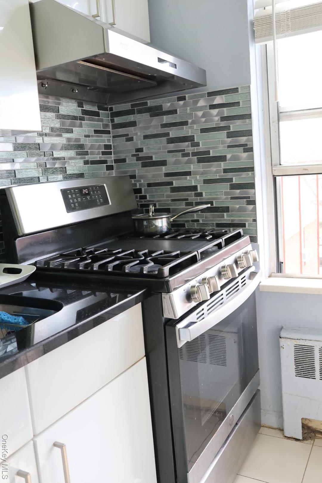 Coop 138th Street  Queens, NY 11367, MLS-975577-3