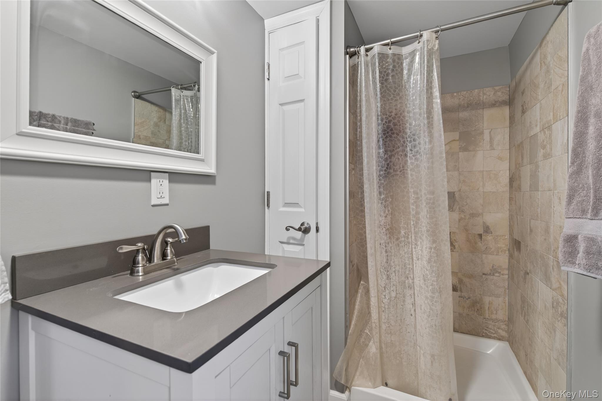 Single Family Valley  Orange County, NY 12586, MLS-975585-20