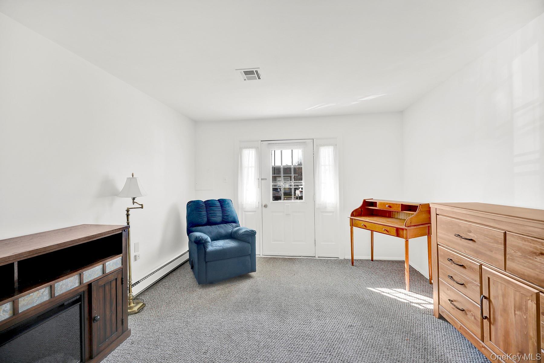 Condo Berwick  Suffolk County, NY 11961, MLS-975589-12