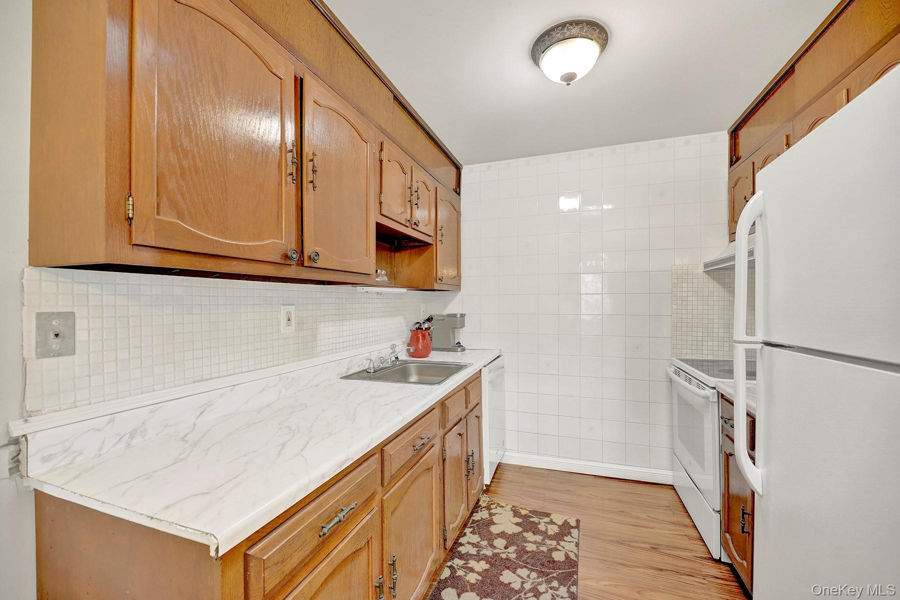 Condo Berwick  Suffolk County, NY 11961, MLS-975589-3