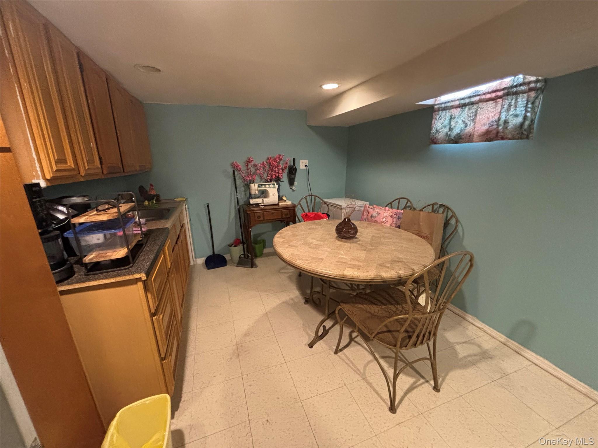 Single Family Catherine  Nassau County, NY 11003, MLS-975597-31
