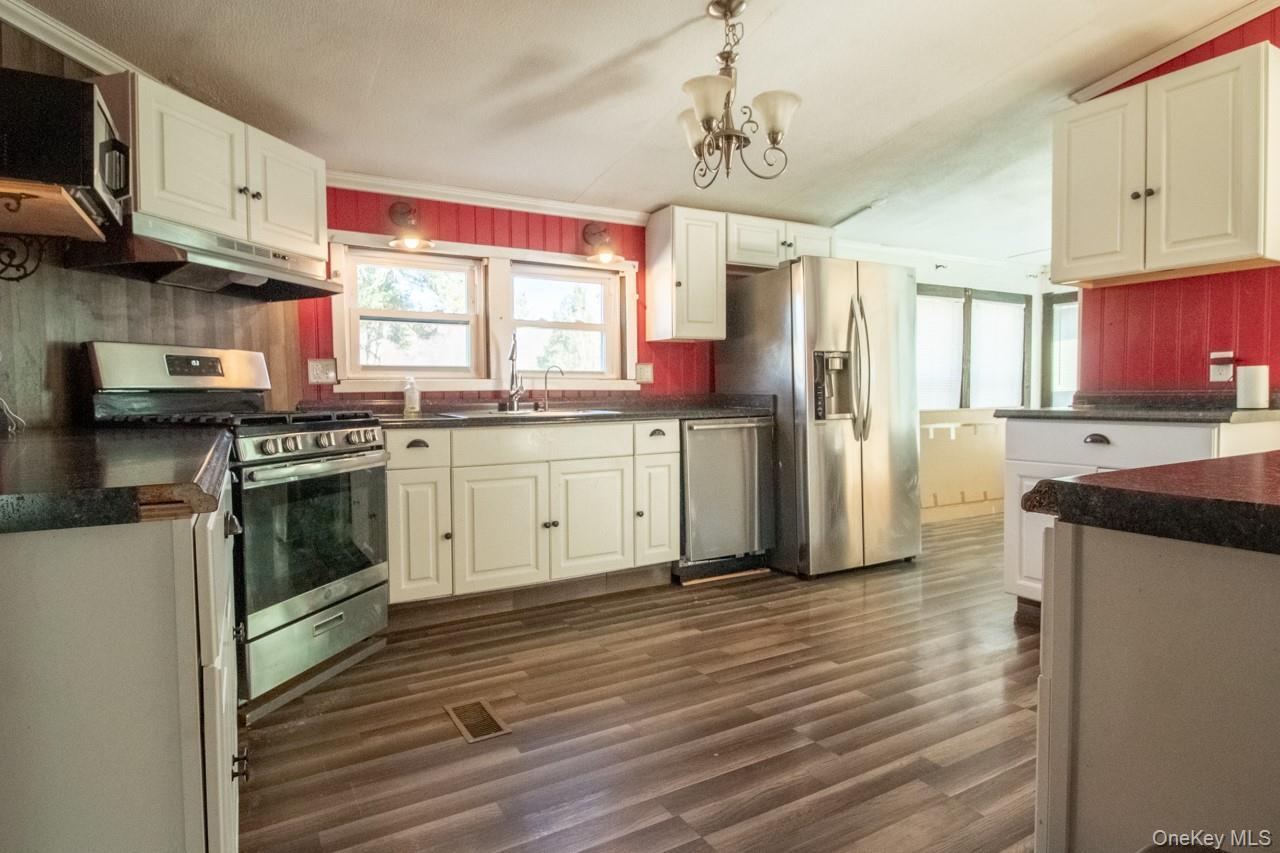 Single Family Plattekill  Ulster County, NY 12542, MLS-975598-13