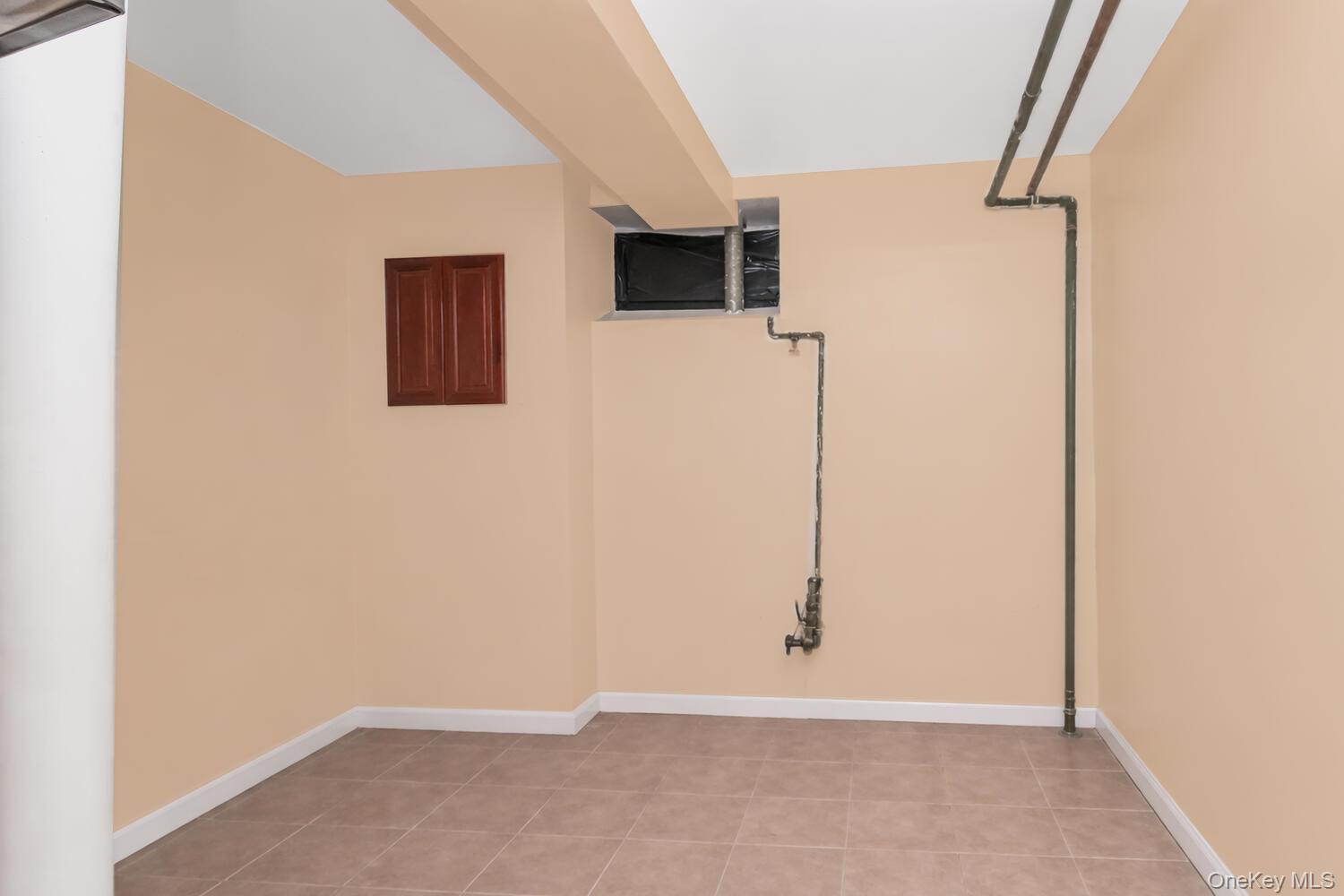 Single Family 179th  Bronx, NY 10453, MLS-975600-26