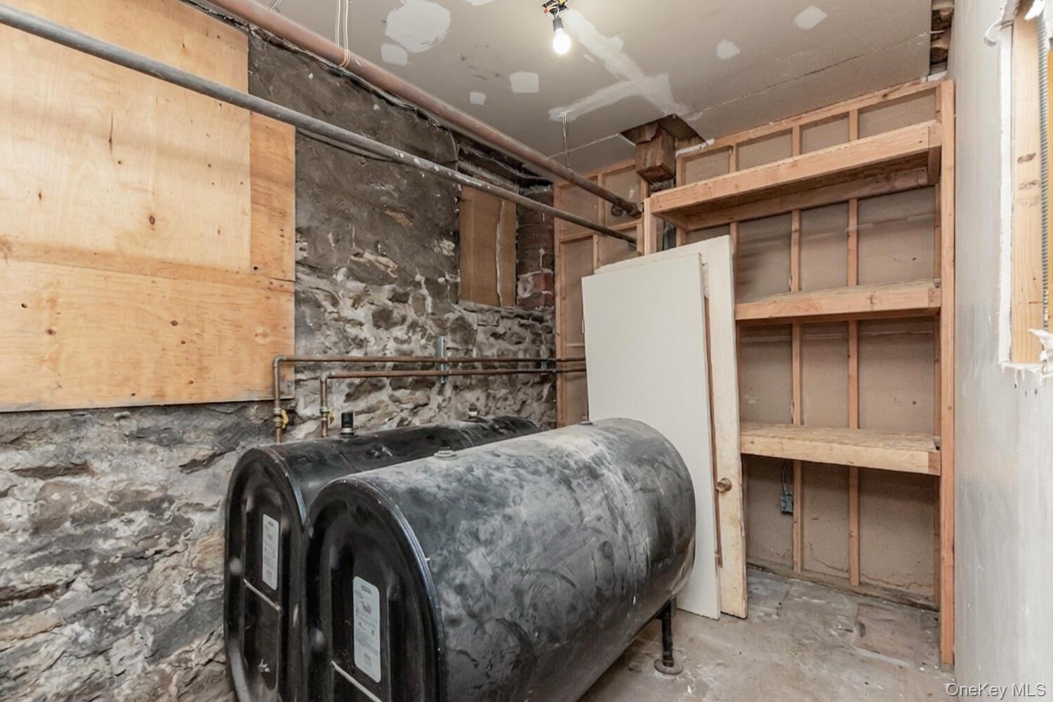 Single Family 179th  Bronx, NY 10453, MLS-975600-30