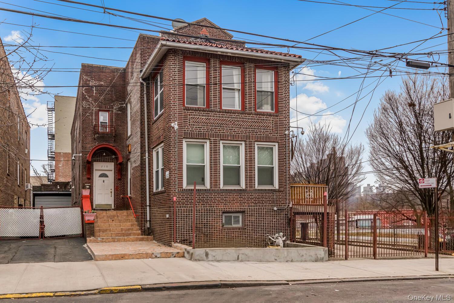 Single Family 179th  Bronx, NY 10453, MLS-975600-6