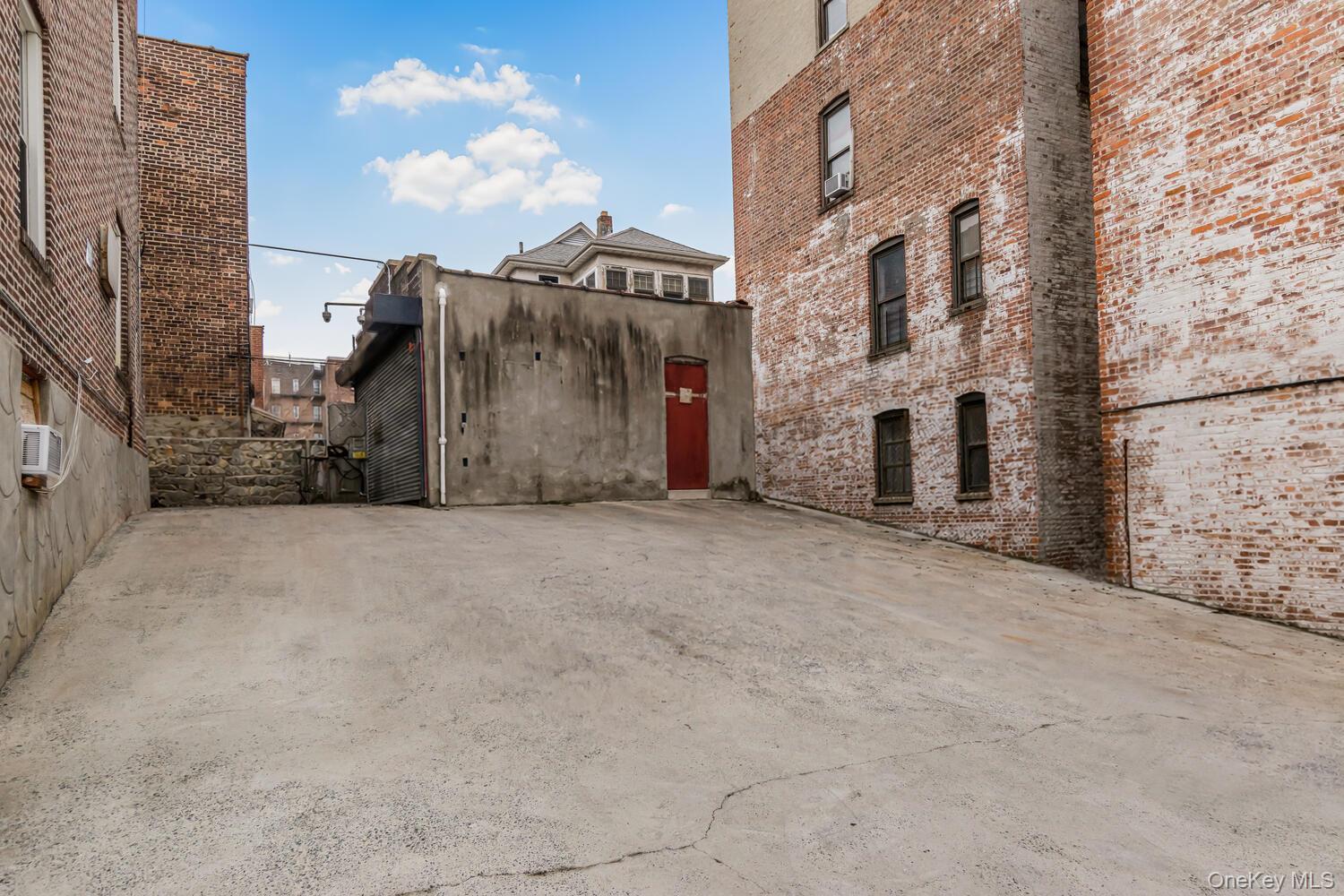 Single Family 179th  Bronx, NY 10453, MLS-975600-7