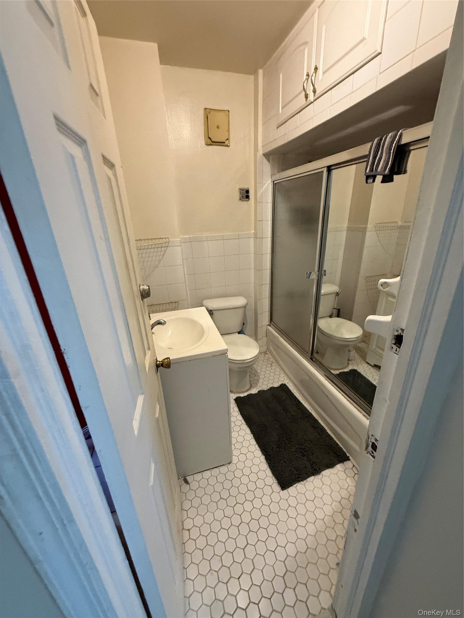 Single Family Dean  Brooklyn, NY 11233, MLS-975601-18
