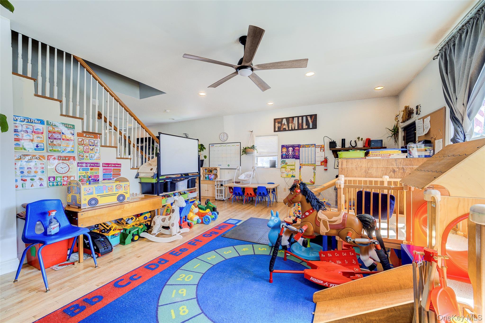 Single Family Grove  Ulster County, NY 12528, MLS-975609-11