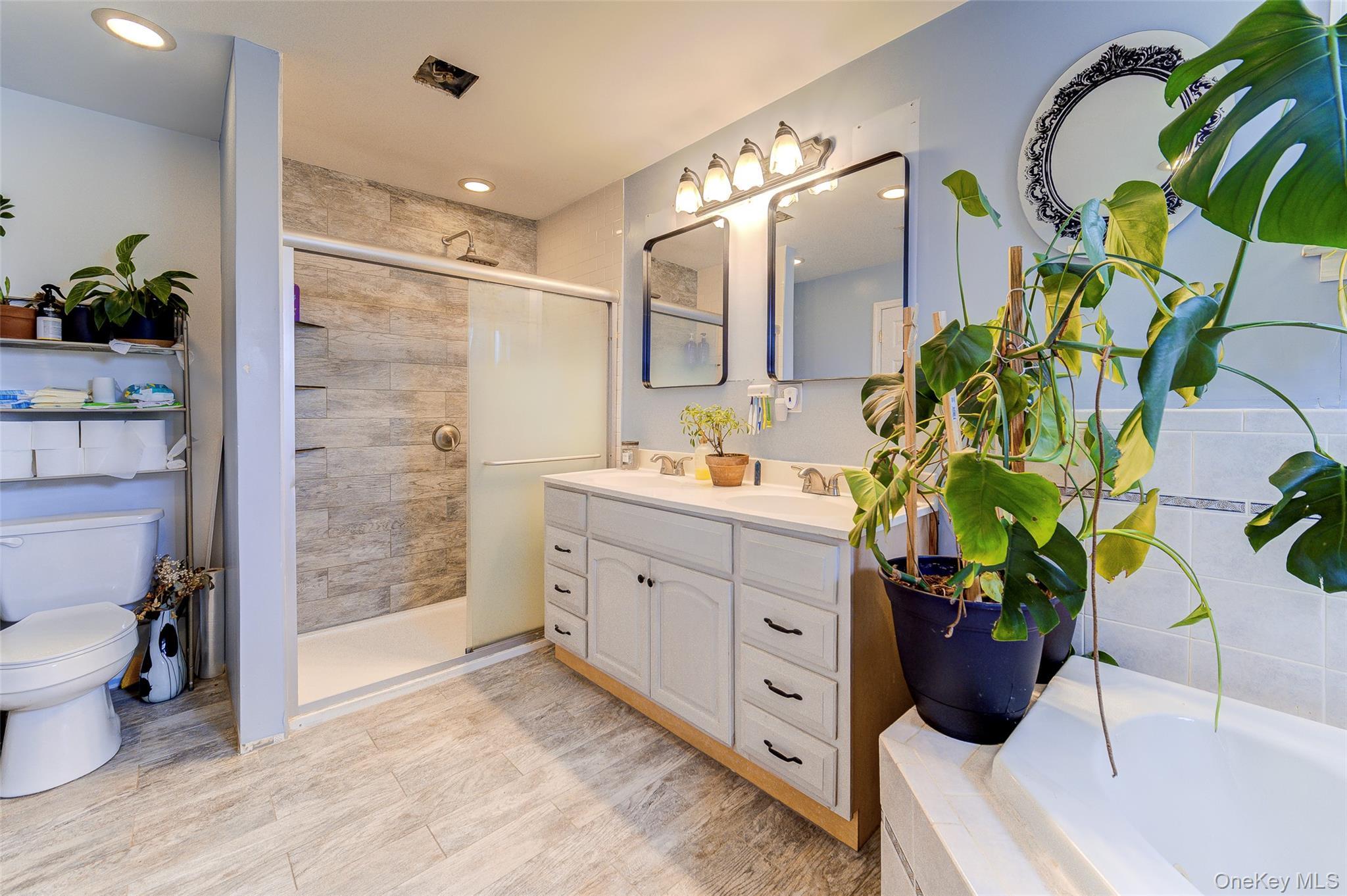 Single Family Grove  Ulster County, NY 12528, MLS-975609-16