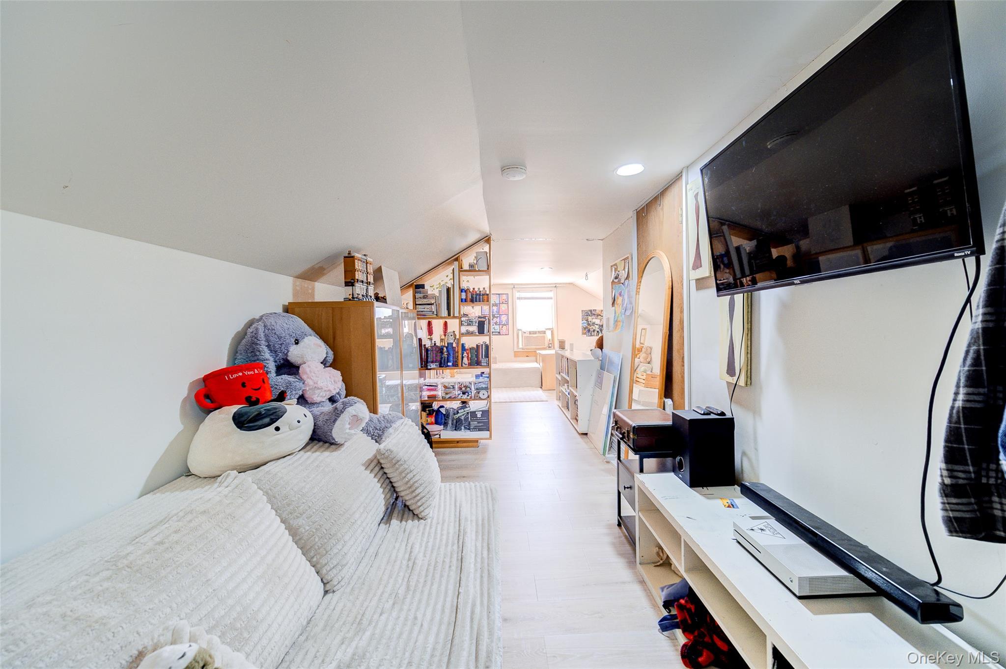 Single Family Grove  Ulster County, NY 12528, MLS-975609-23