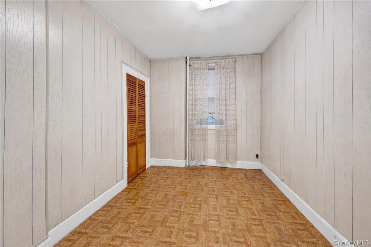 Single Family Haight  Bronx, NY 10461, MLS-975617-9