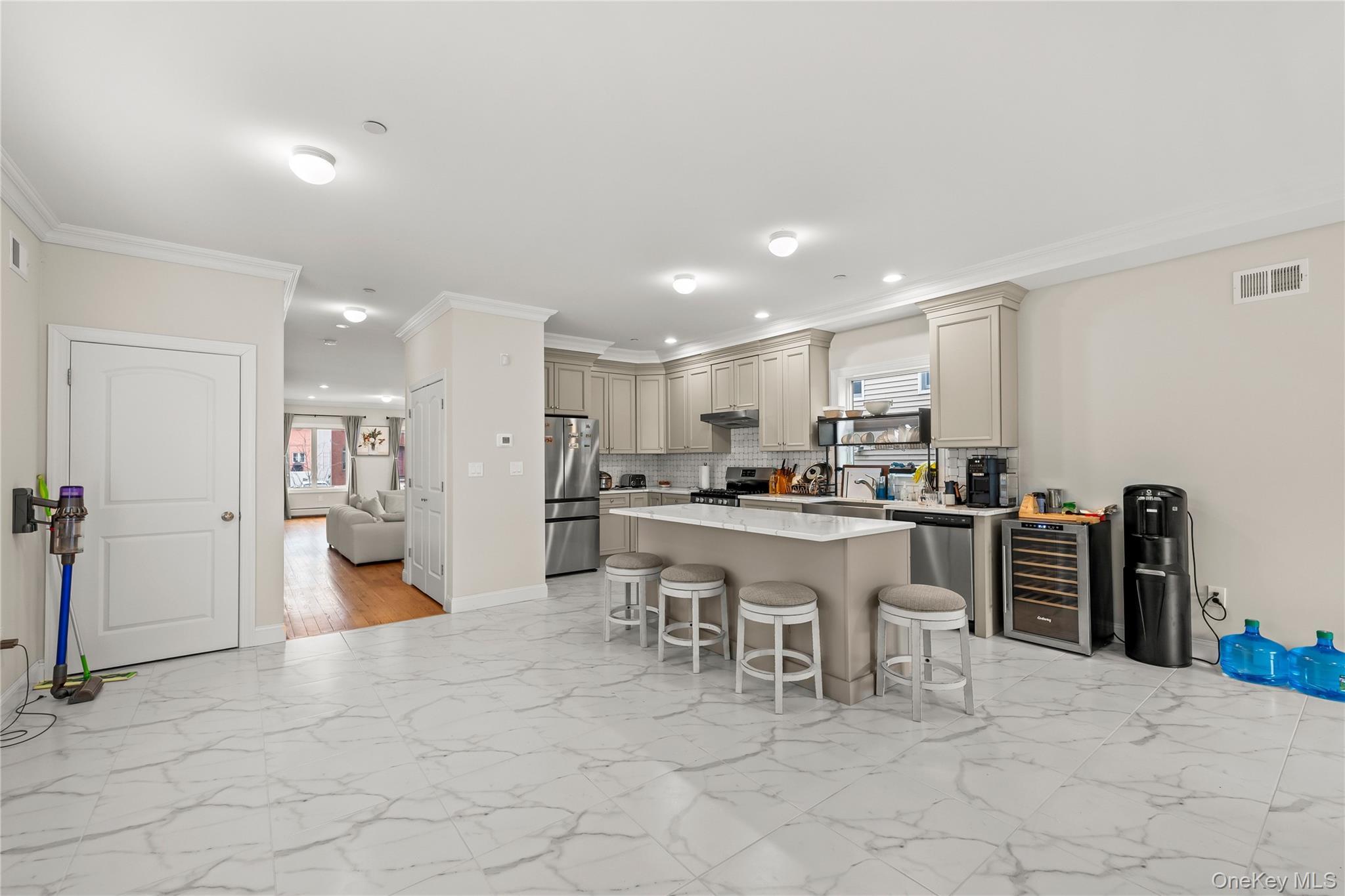 Single Family Sanford Staten Island, NY 10307, MLS-975618-11