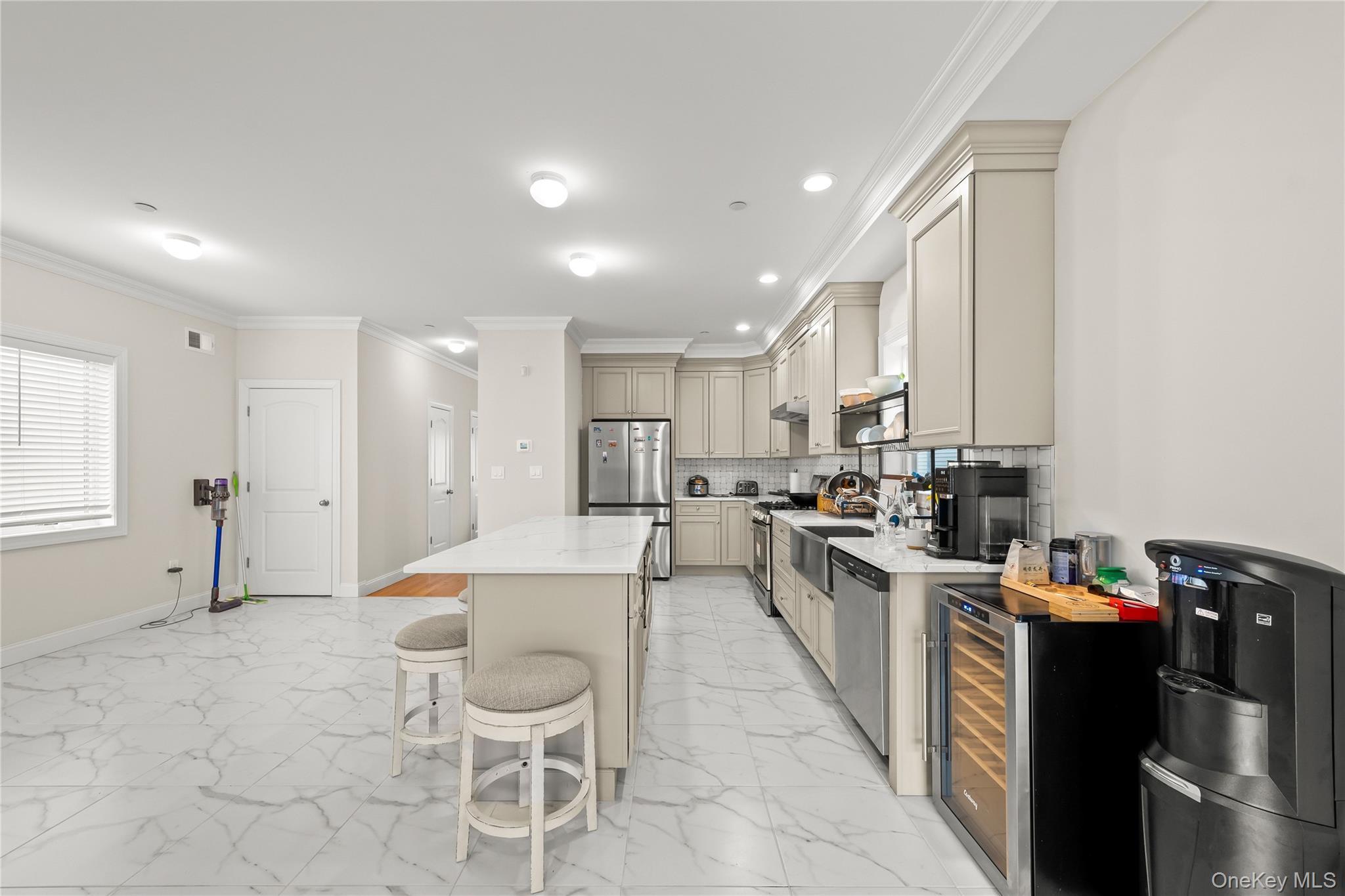 Single Family Sanford Staten Island, NY 10307, MLS-975618-12