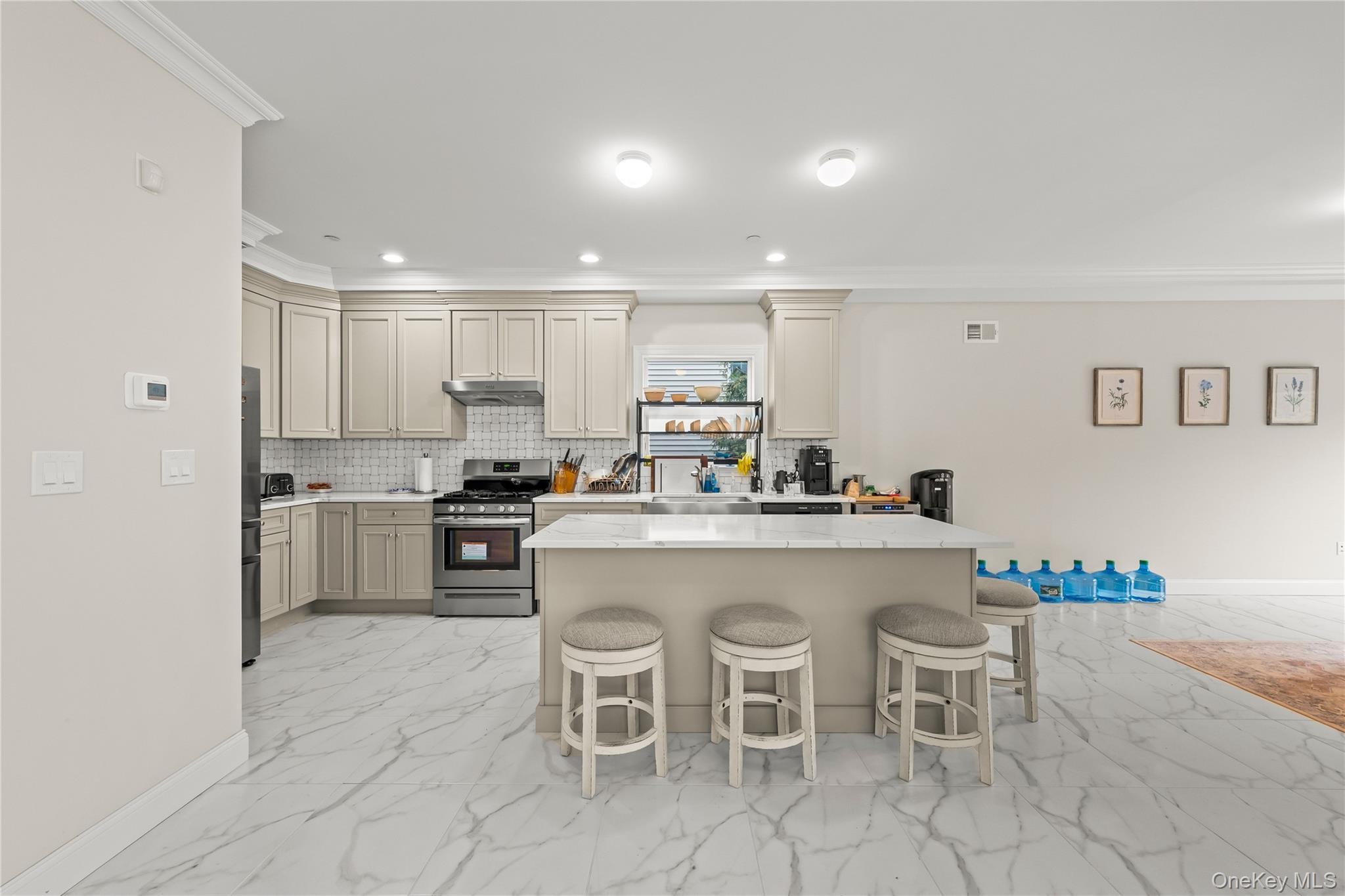 Single Family Sanford Staten Island, NY 10307, MLS-975618-15