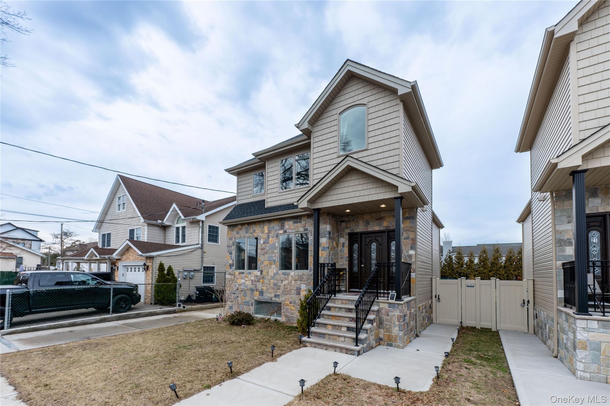 Single Family Sanford Staten Island, NY 10307, MLS-975618-2