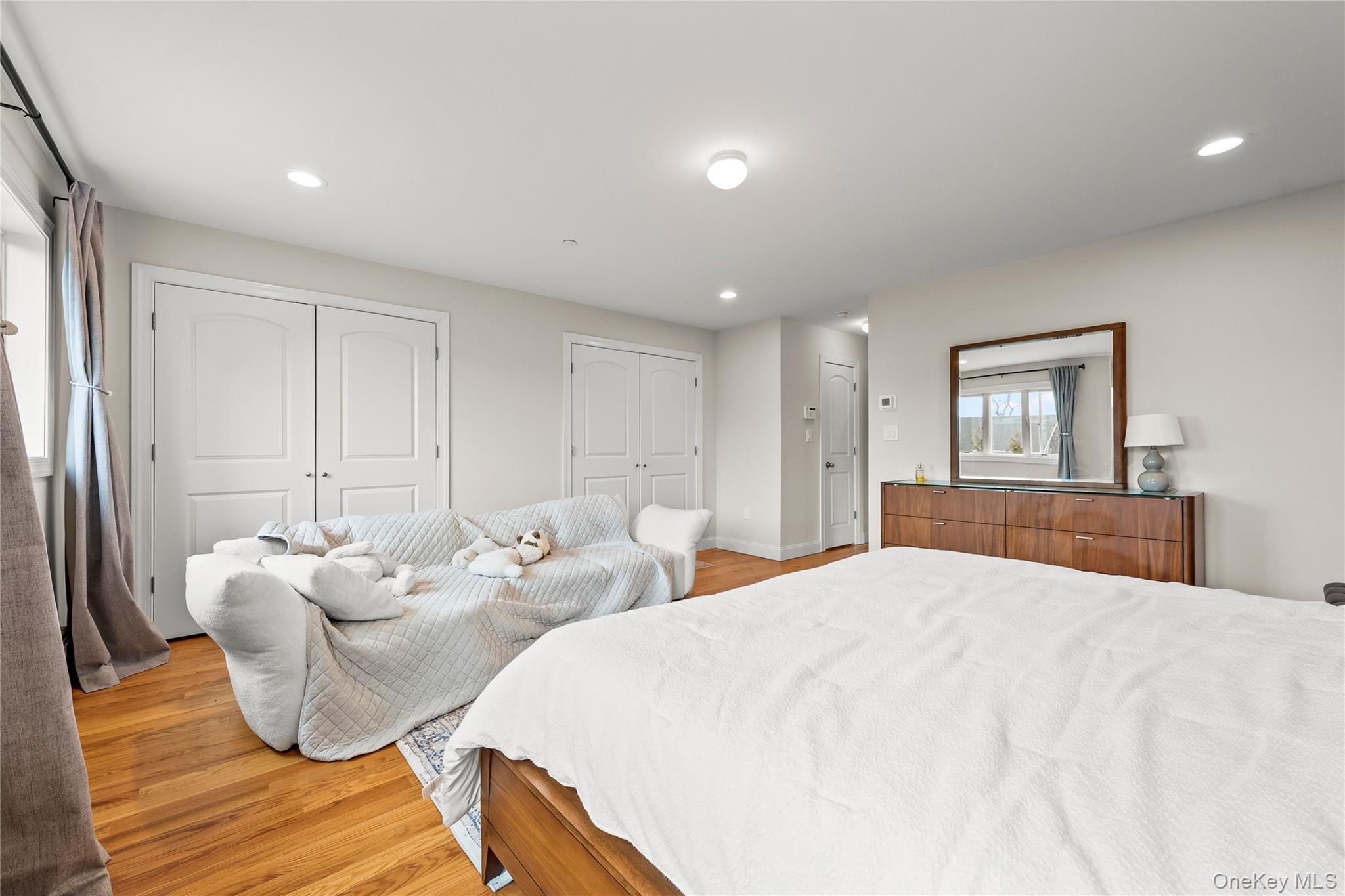 Single Family Sanford Staten Island, NY 10307, MLS-975618-42