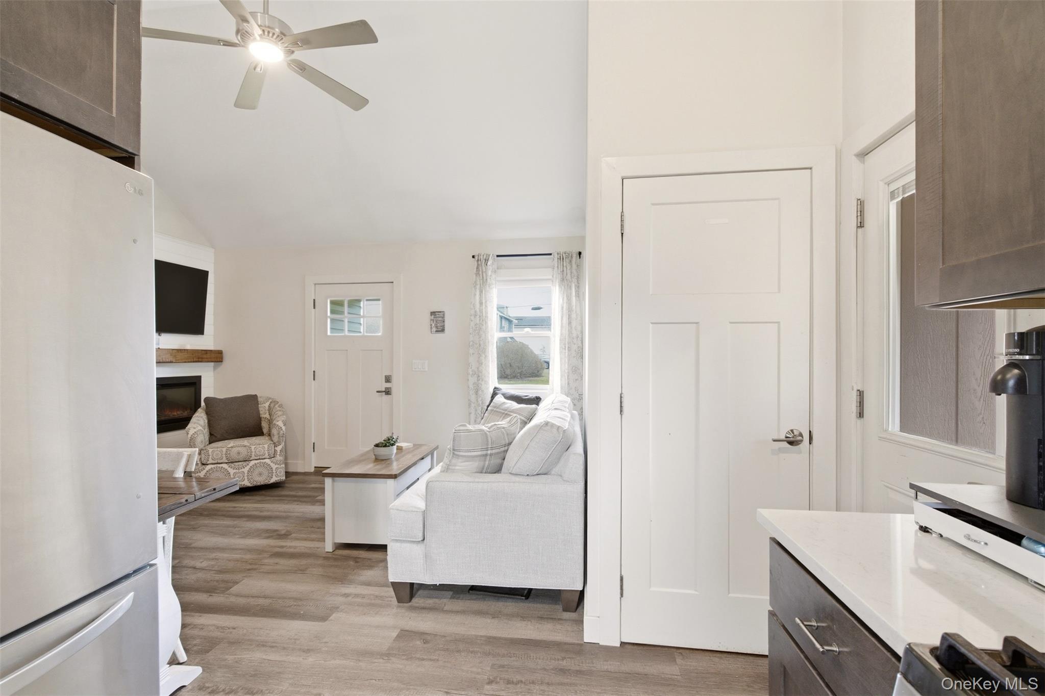 Single Family 4th  Suffolk County, NY 11731, MLS-975619-12