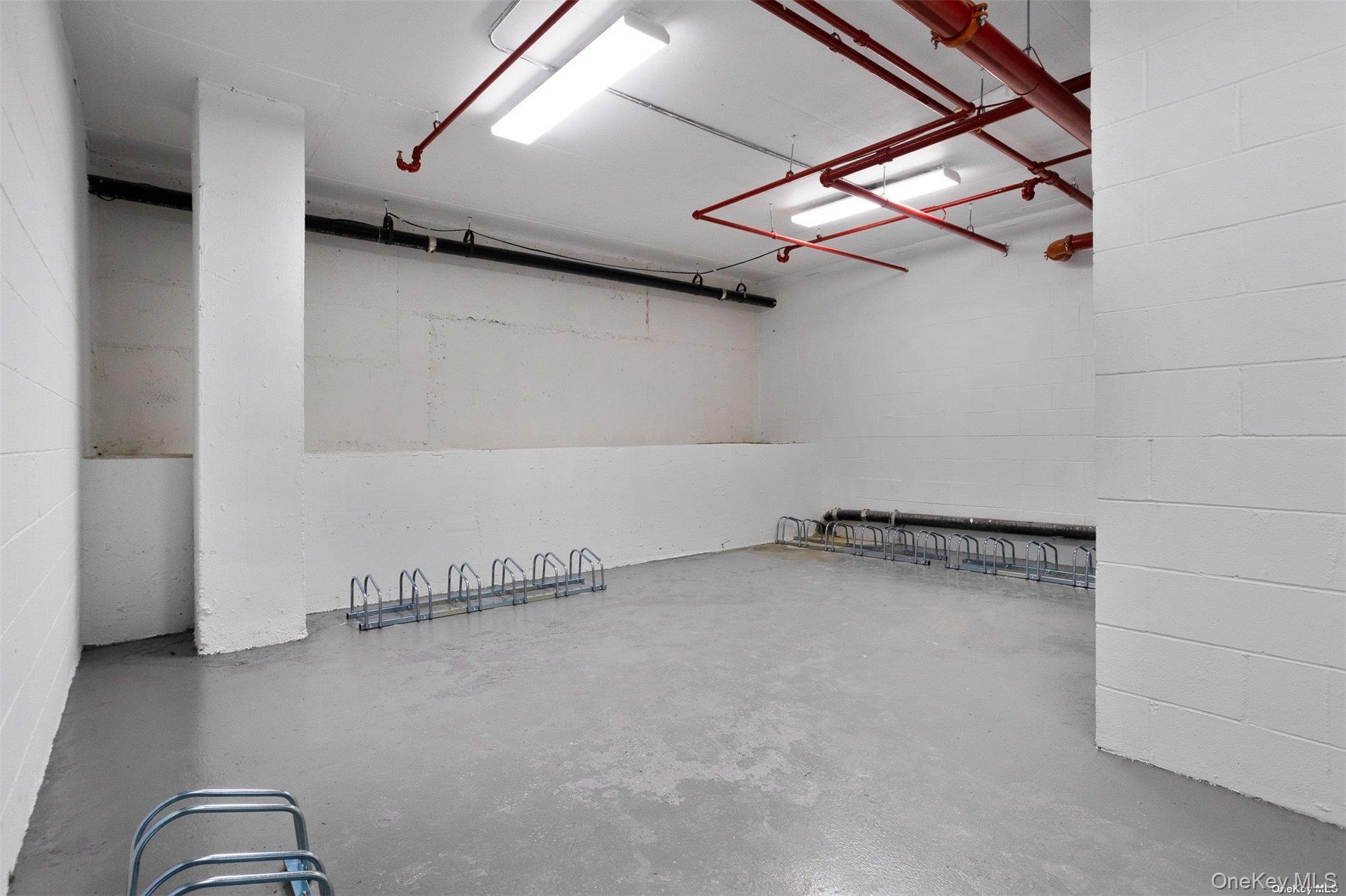 Condo Corona  Queens, NY 11373, MLS-975627-31