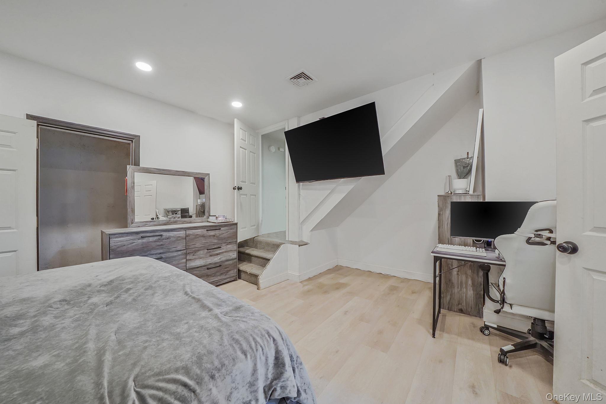 Single Family Buchanan  Suffolk County, NY 11727, MLS-975642-23