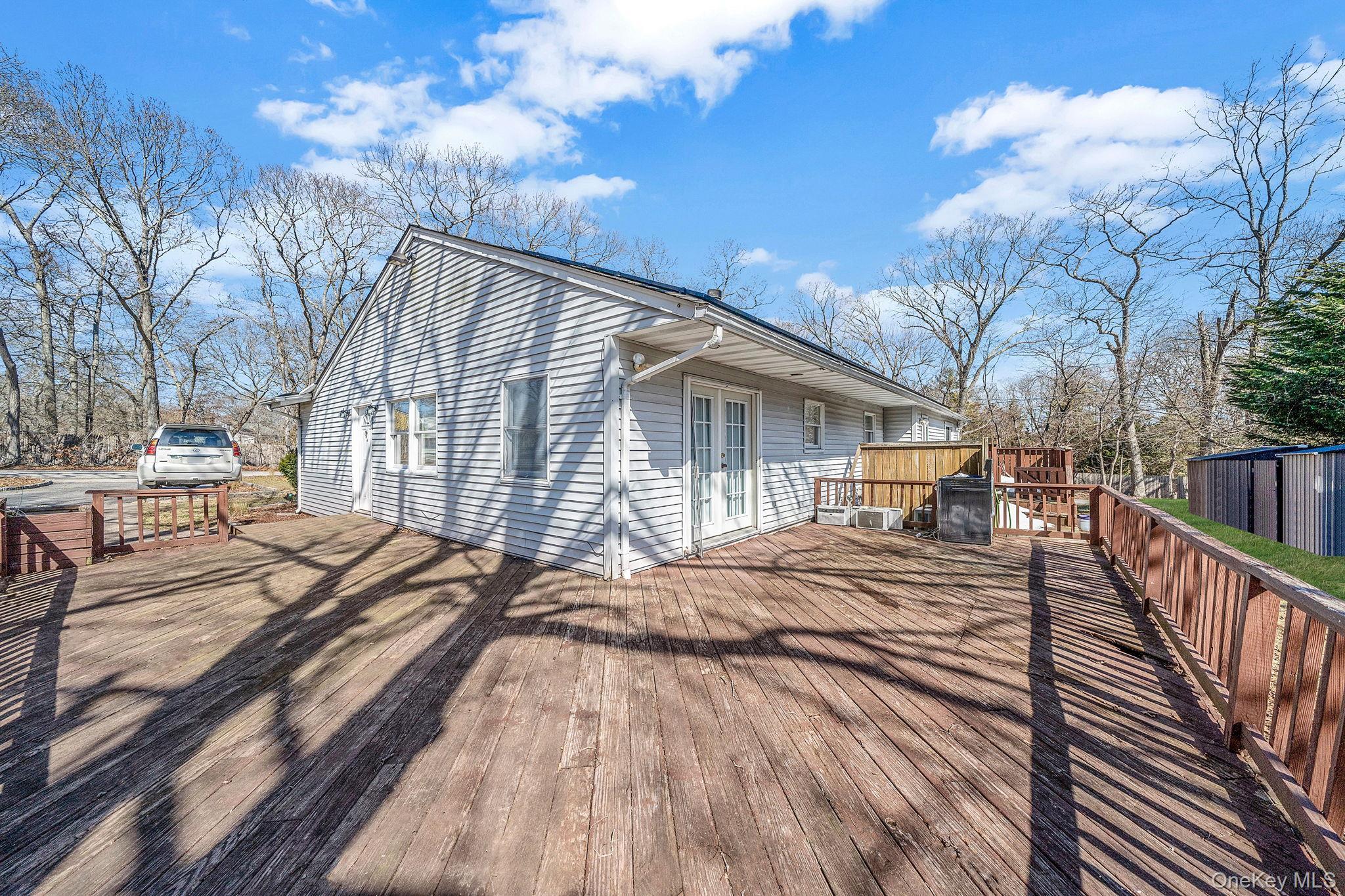 Single Family Buchanan  Suffolk County, NY 11727, MLS-975642-31